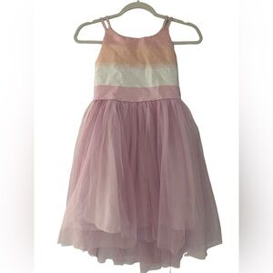 Beautiful girls Cat & Jack dress with two layers of tulle! 👑